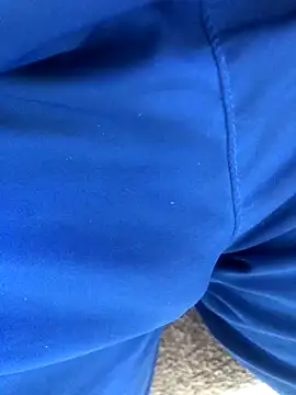 KneelToDaddy online show from October 16, 2025, 11:00 am