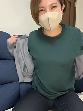 Snapshot of Io_chaaan_xxx chatting on December 1, 2025, 6:07 am Io chaaan xxx online show from December 1, 2025, 6:07 am