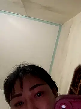 Snapshot of Your_hope77 chatting on October 29, 2025, 10:50 am Your hope77 online show from October 29, 2025, 10:50 am