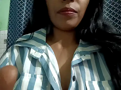 sexyanvi online show from October 24, 2025, 5:31 pm