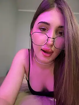 Snapshot of AuroraAmethyst chatting on October 23, 2025, 11:20 am AuroraAmethyst online show from October 23, 2025, 11:20 am