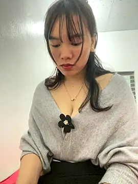 Snapshot of hanaa-show chatting on November 18, 2025, 12:31 pm hanaa-show online show from November 18, 2025, 12:31 pm