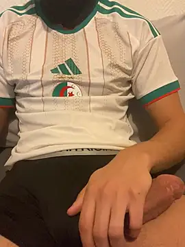 Rebeudeter  online show from January 11, 2026, 2:05 am