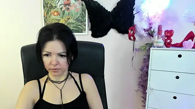 Mollybloom40 online show from March 11, 2026, 7:36 am