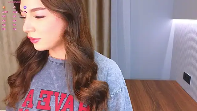 CarlotaMarose online show from November 2, 2025, 3:58 pm