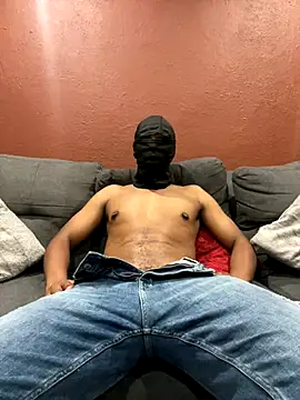 Snapshot of kingjozi121 chatting on November 21, 2025, 9:46 pm kingjozi121 online show from November 21, 2025, 9:46 pm