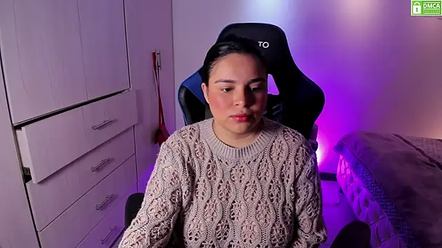 Bluepaula online show from November 5, 2025, 3:23 pm