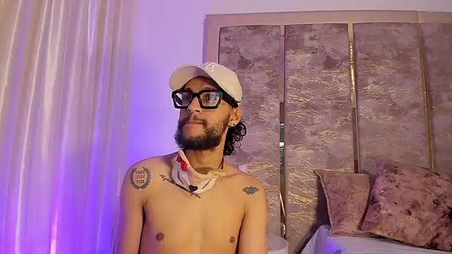 Liam Samderz online show from October 29, 2025, 11:45 am