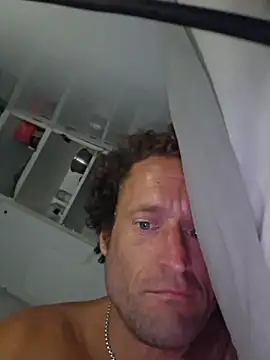 shainnfk online show from November 21, 2025, 12:32 am