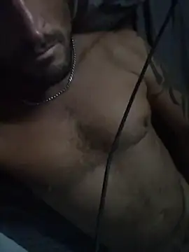 shainnfk online show from November 30, 2025, 9:08 pm