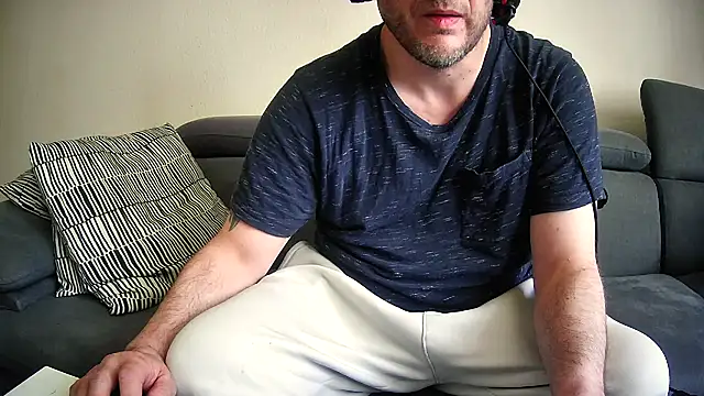 bull419M online show from April 17, 2026, 11:02 am