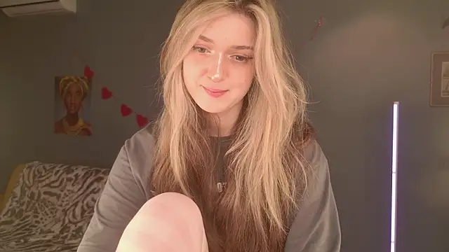 Snapshot of BellaSink chatting on March 20, 2026, 5:34 am BellaSink online show from March 20, 2026, 5:34 am