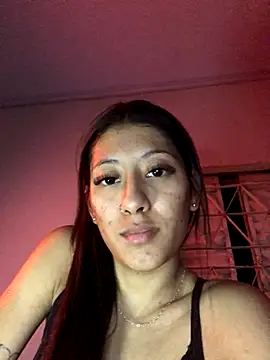 Snapshot of santosz83 chatting on October 29, 2025, 4:26 am santosz83 online show from October 29, 2025, 4:26 am