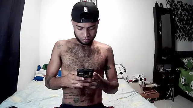 AXionX online show from October 29, 2025, 9:11 am