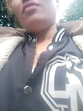 Snapshot of Myzak- chatting on February 3, 2026, 9:47 am Myzak- online show from February 3, 2026, 9:47 am