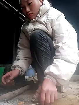 Snapshot of Myzak- chatting on February 5, 2026, 12:48 am Myzak- online show from February 5, 2026, 12:48 am