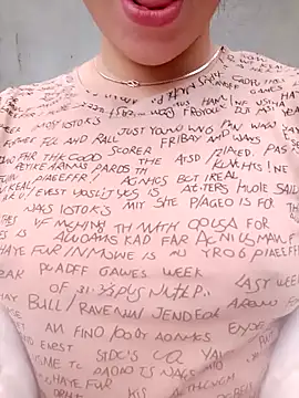 Snapshot of Myzak- chatting on February 10, 2026, 12:04 am Myzak- online show from February 10, 2026, 12:04 am