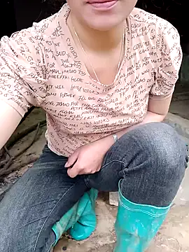 Snapshot of Myzak- chatting on February 11, 2026, 12:04 am Myzak- online show from February 11, 2026, 12:04 am