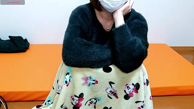 miyuki2000 online show from November 26, 2025, 7:42 am