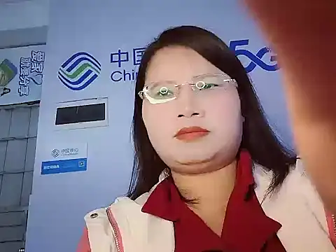 Rose-128 online show from October 20, 2025, 6:36 am