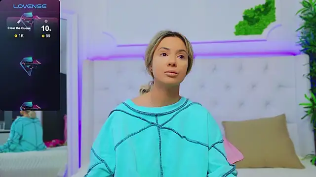 AriannaSins online show from January 17, 2025, 1:24 pm