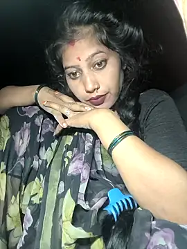 Snapshot of Ragni_bhargav chatting on October 15, 2025, 4:18 pm Ragni bhargav online show from October 15, 2025, 4:18 pm