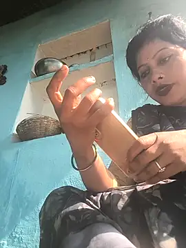 Snapshot of Ragni_bhargav chatting on December 3, 2025, 6:21 am Ragni bhargav online show from December 3, 2025, 6:21 am