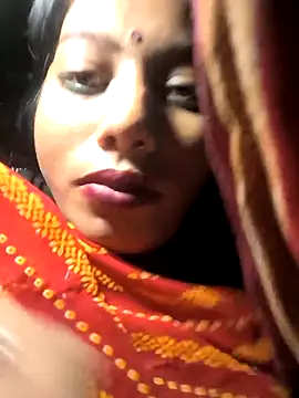 Snapshot of Ragni_bhargav chatting on February 14, 2026, 7:32 pm Ragni bhargav online show from February 14, 2026, 7:32 pm