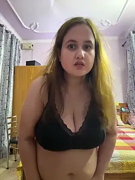 Snapshot of DivineBeautyone chatting on October 17, 2025, 11:24 am DivineBeautyone online show from October 17, 2025, 11:24 am