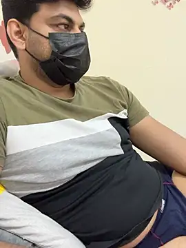 Handsome8677 online show from January 11, 2026, 7:46 am