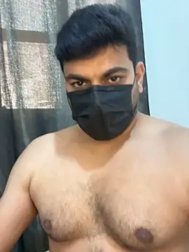 Handsome8677 online show from May 12, 2026, 9:28 am