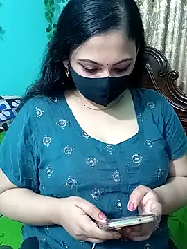 Snapshot of Porimoni22 chatting on April 15, 2026, 2:35 pm Porimoni22 online show from April 15, 2026, 2:35 pm