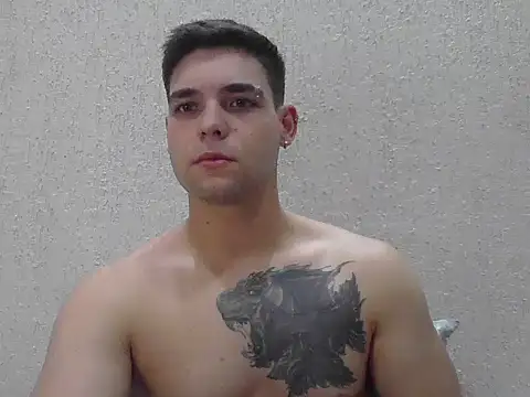 Zure-xxx online show from May 9, 2026, 1:00 am