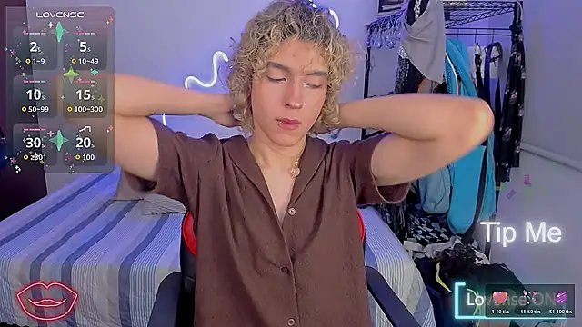 Lyric Mirage online show from December 2, 2025, 11:00 pm