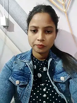 Anshika1431 online show from November 17, 2025, 3:34 am