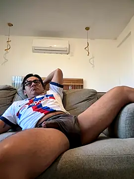 Snapshot of the_vein18 chatting on November 21, 2025, 3:44 pm the vein18 online show from November 21, 2025, 3:44 pm