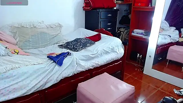 MariamGray1 online show from February 22, 2026, 9:35 pm