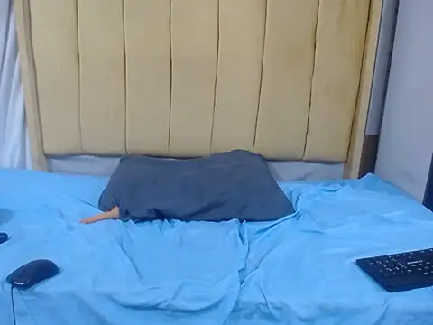 Sexy18xxxxx online show from October 21, 2025, 5:52 am