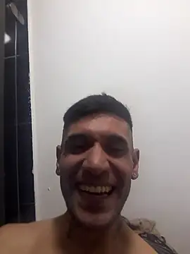 Snapshot of Stormandloganxxx chatting on February 5, 2026, 3:22 am Stormandloganxxx online show from February 5, 2026, 3:22 am