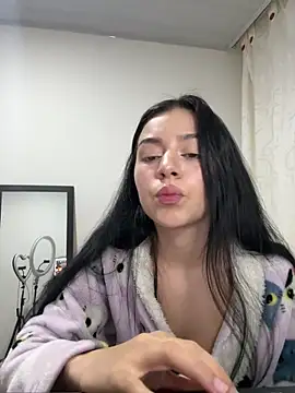 Snapshot of Midori_rosse chatting on May 16, 2026, 12:07 am Midori rosse online show from May 16, 2026, 12:07 am