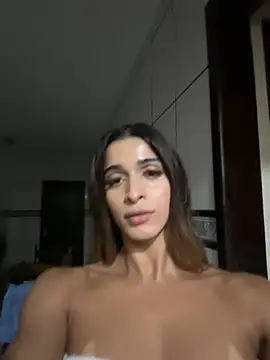 Snapshot of ninfetinha021 chatting on October 16, 2025, 12:44 am ninfetinha021 online show from October 16, 2025, 12:44 am