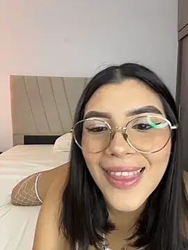 Julietalcl online show from February 25, 2026, 7:12 pm