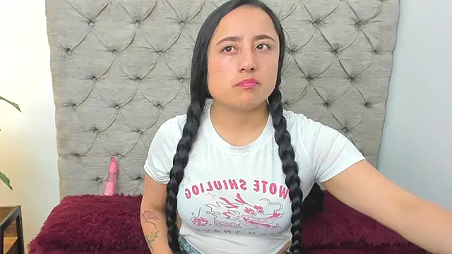 Snapshot of Samanta_Fischer chatting on November 14, 2025, 11:31 am Samanta Fischer online show from November 14, 2025, 11:31 am