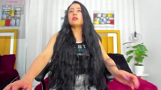 Snapshot of Samanta_Fischer chatting on December 18, 2025, 11:27 am Samanta Fischer online show from December 18, 2025, 11:27 am