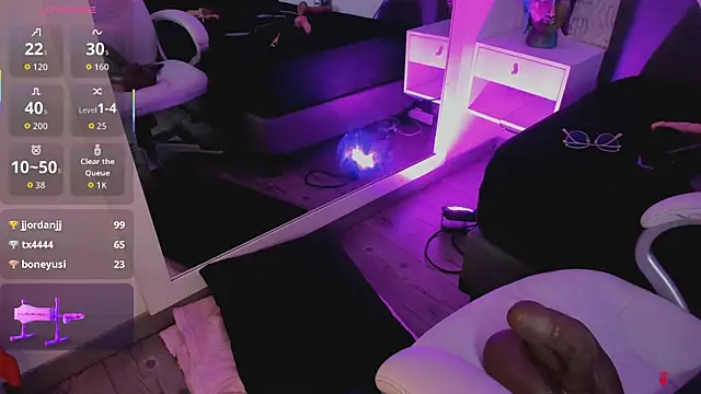 michelle cutee  online show from October 26, 2025, 8:31 am