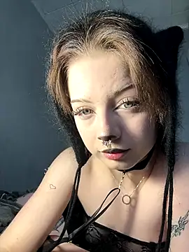 AnmiXHot online show from October 29, 2025, 9:44 am