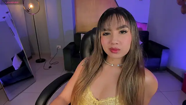 AnnieMonroe1 online show from January 9, 2026, 11:46 am