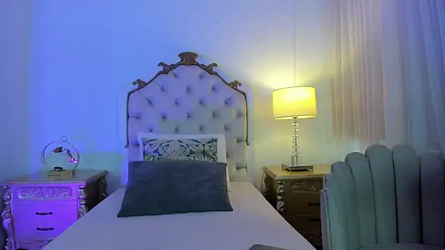 jessi lopez45 online show from February 21, 2026, 7:48 pm