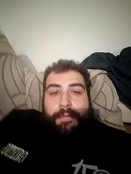 GluingPerson online show from November 1, 2025, 2:02 am