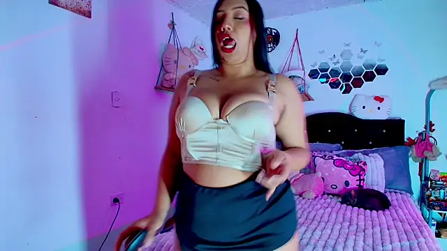 Lunaira Deep online show from January 16, 2026, 10:25 pm